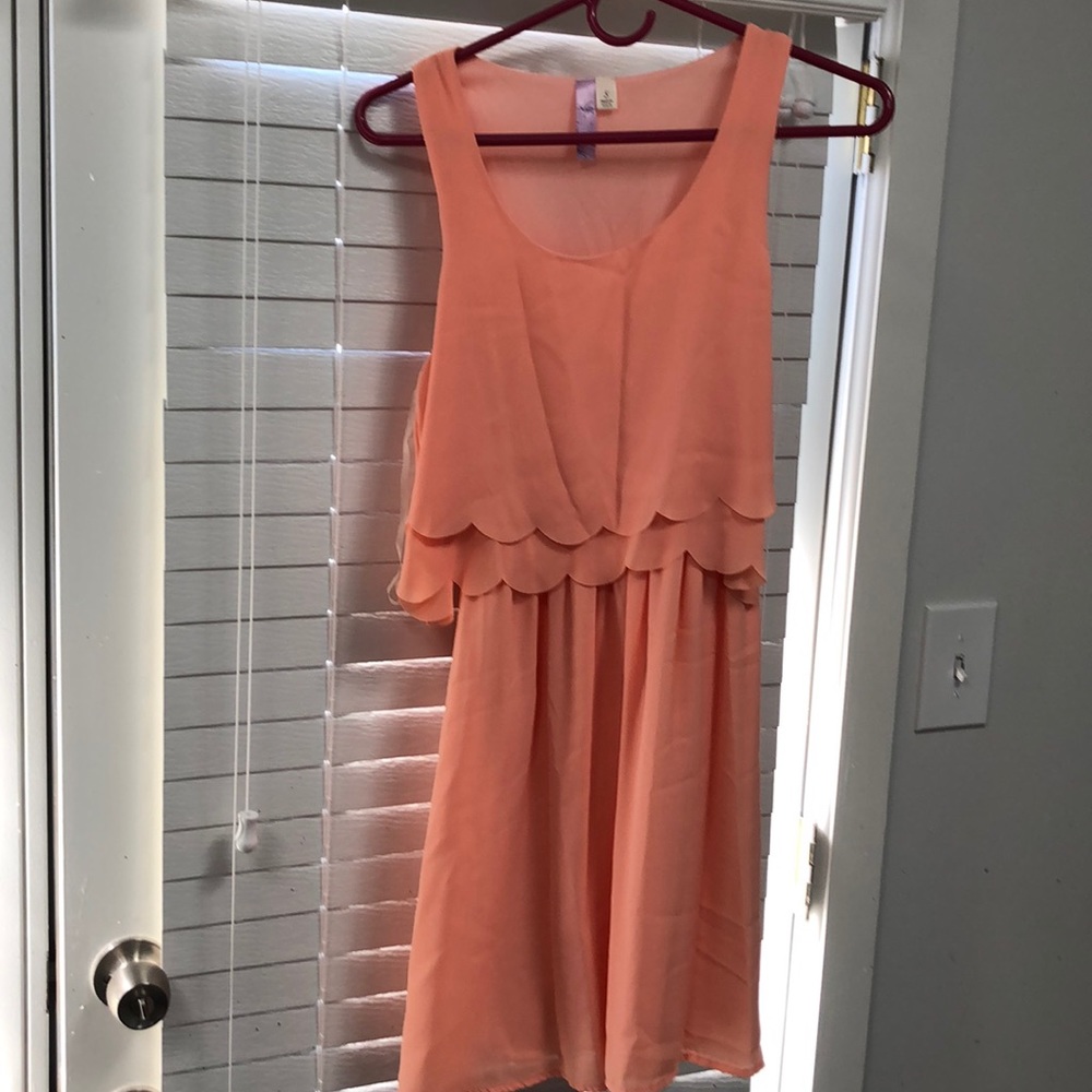 VGUC peach dress